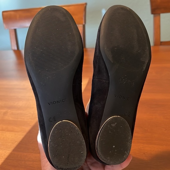 Vionic Hannah ballet flat. Size 7 - Picture 3 of 6